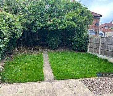 2 bedroom terraced house to rent - Photo 3