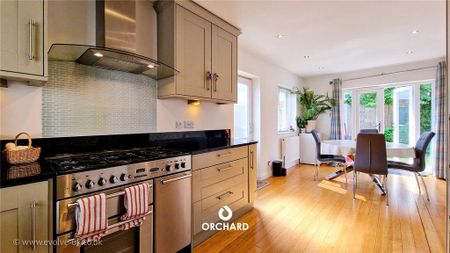 3 bedroom semi-detached house to rent - Photo 2