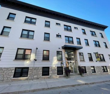 234 Charlotte St. — 1 Bedroom - Photo 6