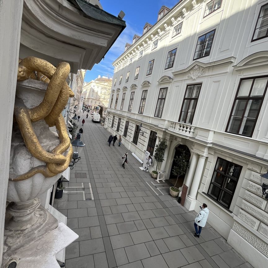 Traumhafter und hochwertig ausgestatteter 4-Zimmer-Altbau direkt an der Herrengasse, unbefristet zu mieten in 1010 Wien - Photo 1