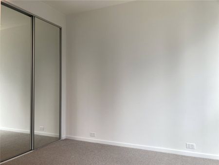 1510E/18 Hoff Boulevard - Photo 3