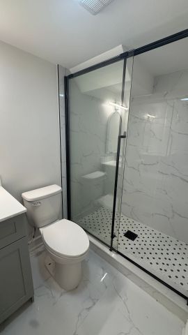 For Lease - 20 Clutterbuck Lane, Ajax, Ontario - Photo 5