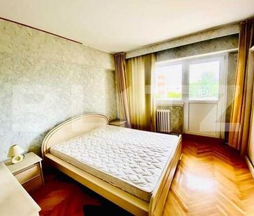 Apartament cu 4 camere, decomandat, 90 mp, zona Centrala - Photo 1