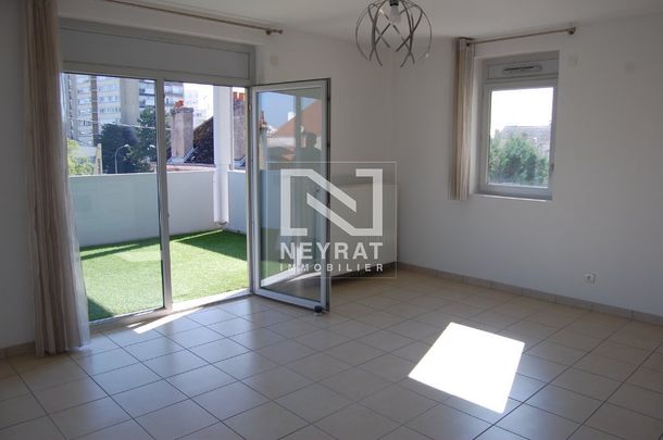 Location Appartement 2 pièces 54m² CHALON SUR SAONE 71100 - Photo 1