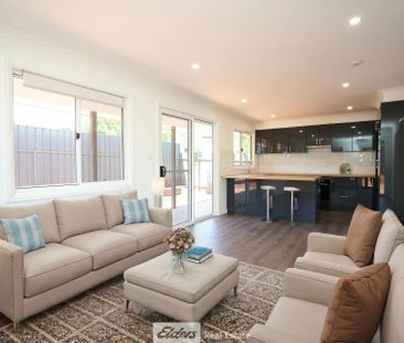 Convenient 2-Bedroom Unit with Low Maintenance - Photo 5