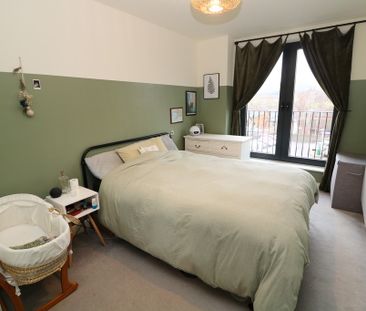 207-213 High Street, Dorking, RH4 - Photo 4