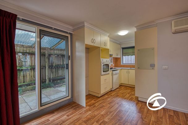 2/33 Amber Crescent, 3805, Narre Warren Vic - Photo 1