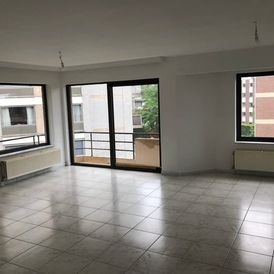 Appartement te huur - Photo 1