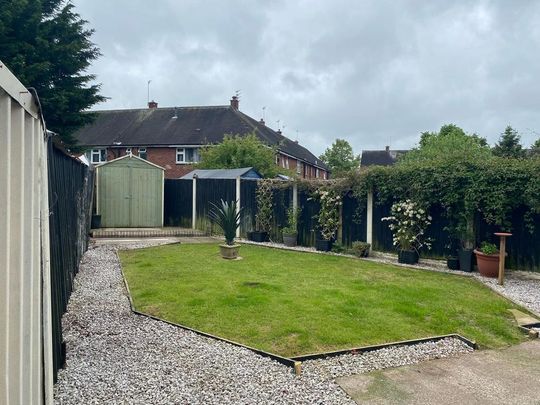 3 bedroom semi-detached house to rent - Photo 1