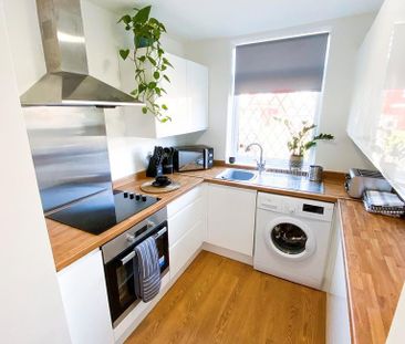 1 bedroom in a house share to rent - Photo 5