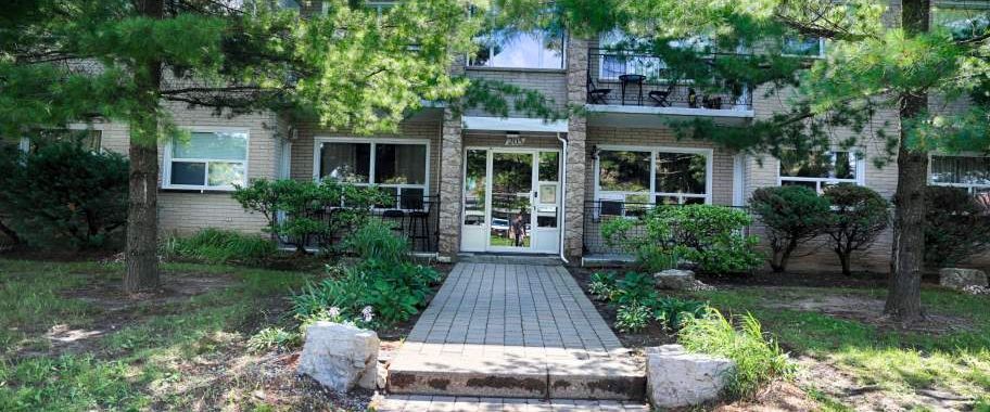 205 Lorraine Ave | 205 Lorraine Ave, Kitchener - Photo 1