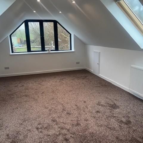 5 bedroom barn conversion to rent - Photo 1