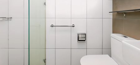 2 Bedroom Apartment with Balcony - Photo 4