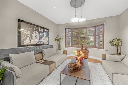 Shottfield Avenue, East Sheen, London, SW14 - Photo 2