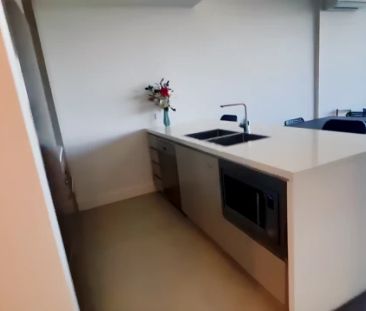 1 bed 1 bath - Photo 4