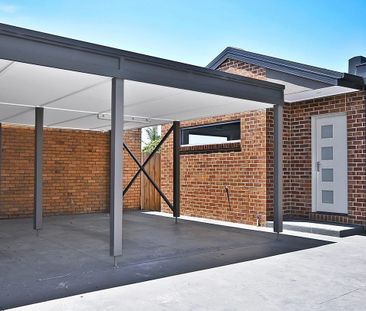 Modern Living in the Heart of Pascoe Vale - Photo 4