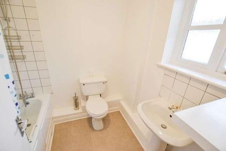 Tudor Court, Crewys Road, London, NW2 - Photo 4