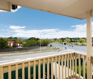 Your Golden Grove Hideaway - Comfort Awaits ✨ - Photo 4