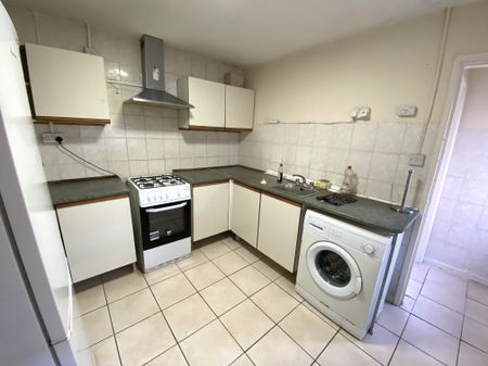 £1,090 PCM, Furnished Two Bedroom Ground Floor Flat with Large Private Garden in Green Street, Riverside, Cardiff, CF11 6LN - Photo 4