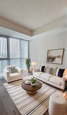 For Lease - 8 Interchange Way Unit# #801, Vaughan, Ontario - Photo 1