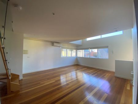 Boutique Apartment In Carlton! - Photo 5