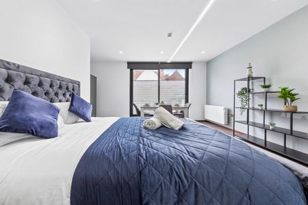 Studio Flat, Woodstock Road, NW11 - Photo 5