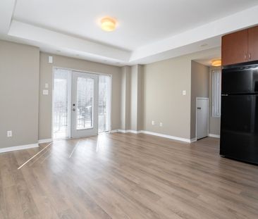 For Lease - 3050 Erin Centre Boulevard Unit# 160, Mississauga, Ontario - Photo 1