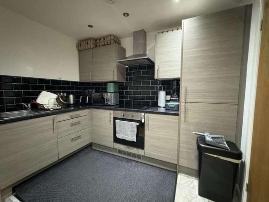 York Towers, York Road, Leeds, LS9 - Photo 1