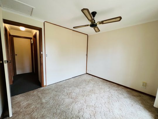 Neat and tidy unit in a great Location! - Photo 1