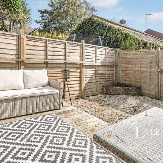 Brookenbee Close, Rustington, BN16 - Photo 1