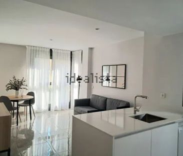 Alquiler de piso en Altamira - Oliveros - Barrio Alto - Photo 1