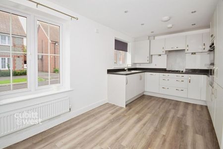 3 bedroom semi-detached house to rent - Photo 5