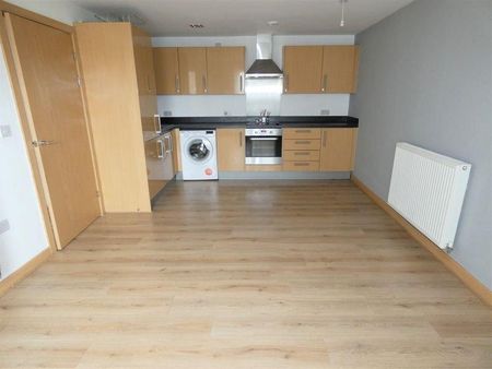 2 bedroom flat to rent - Photo 3