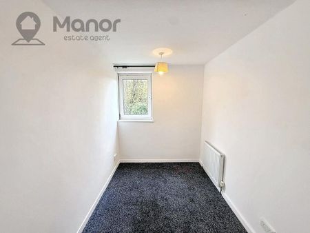 3 bedroom maisonette to rent - Photo 4