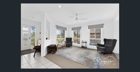 Room to move? Yes please! This place is ready for you to call home! - Photo 2