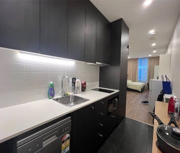 1013/43 Therry Street - Photo 3