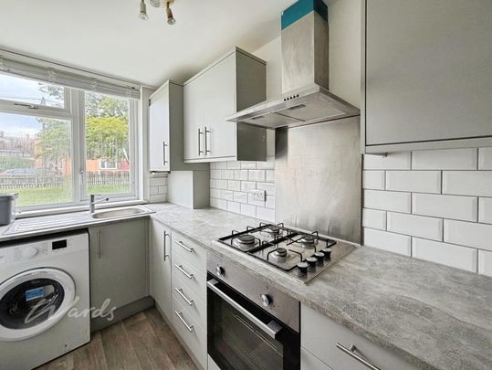 1 bedroom ground floor flat to rent - Photo 1