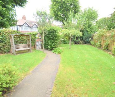 1 bedroom in a house share to rent - Photo 5