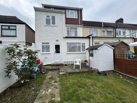6 bedroom end of terrace house to rent - Photo 3