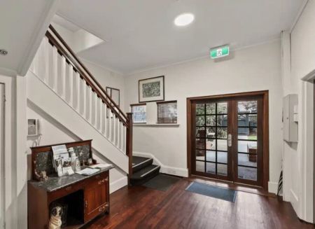 Room 20 (Non Ensuite) - Photo 2