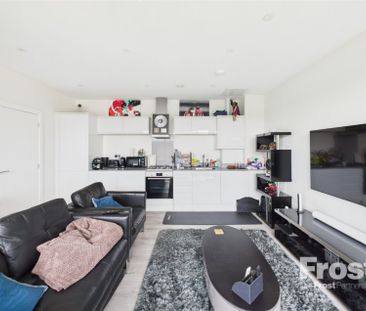 Heron Drive, Slough, Berkshire,SL3 - Photo 1