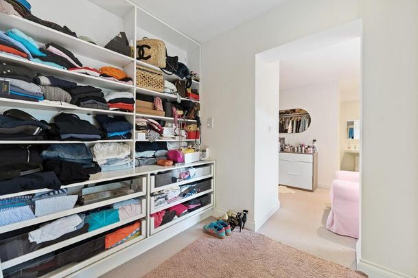 6 bedroom semi-detached house to rent - Photo 1