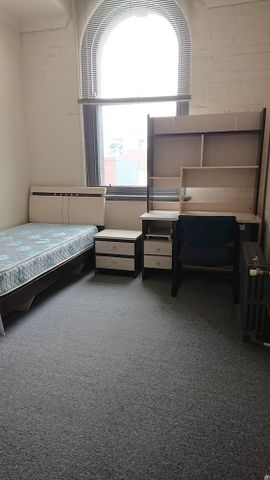 North Melbourne - Photo 3