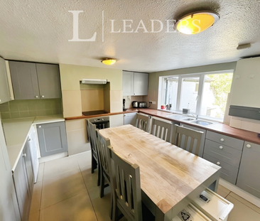 6 bedroom house to rent - Photo 3