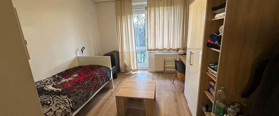 Vollmöbliertes Apartment in Hamburg-Farmsen - Foto 1