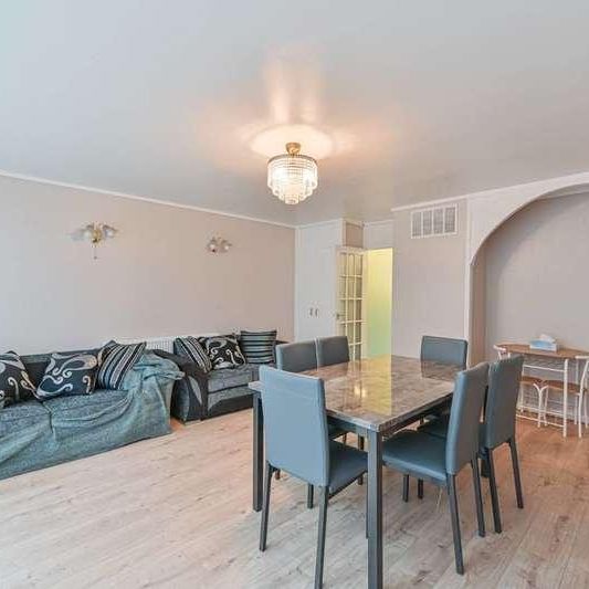 Prague Place, Clapham, SW2 - Photo 1