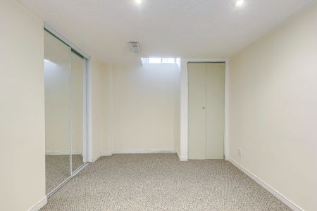 For Lease - 5260 Mcfarren Boulevard Unit# 102, Mississauga, Ontario - Photo 2