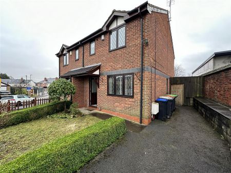 3 bedroom semi-detached house to rent - Photo 2