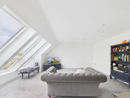 Goodearl Place, Princes Risborough, Buckinghamshire, HP27 - Photo 4