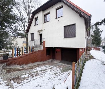 Dom pod działalność usługową - Wynajem - Zdjęcie 4